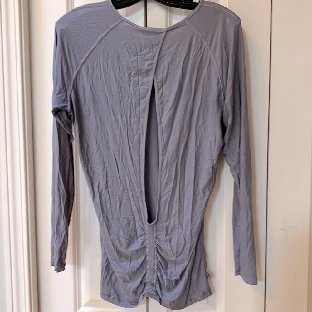 Lululemon open back long sleeves top